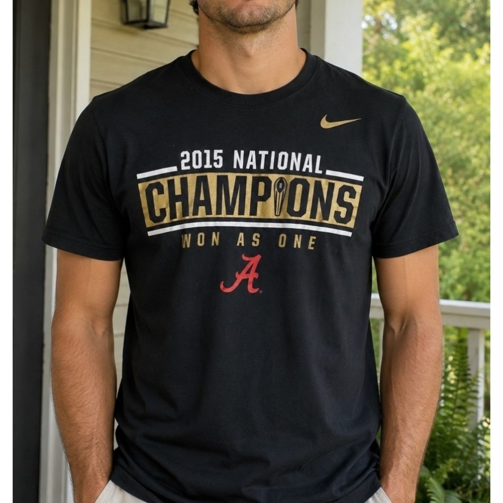 Nike Alabama Crimson Tide 2015 National Champions Football T-Shirt Black Small